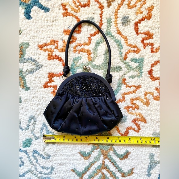 La Sera by Franchi black élégant handbag w/coin purse closure bedazzled top - Picture 5 of 8
